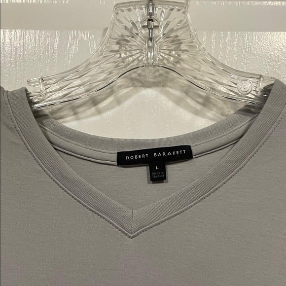 Robert Barakett Men's Short Sleeve Gray V-Neck Tee - Picture 2 of 4